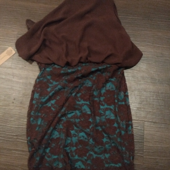 Lizard thicket over the shoulder mini dress. - Picture 1 of 3